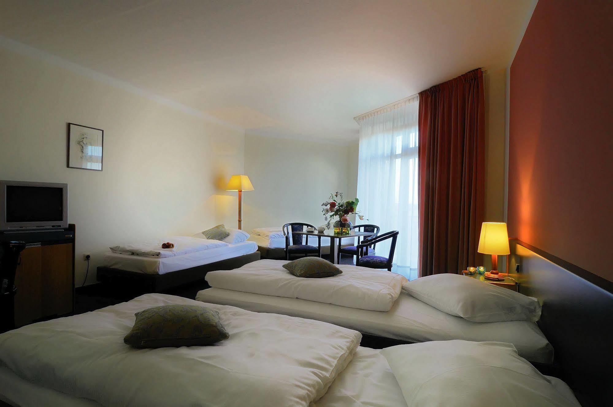 Spreewald Parkhotel Bersteland Bagian luar foto